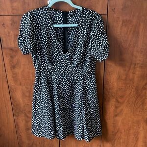 🚨 Last Chance! 🚨 NWOT SHEIN Daisy Dress